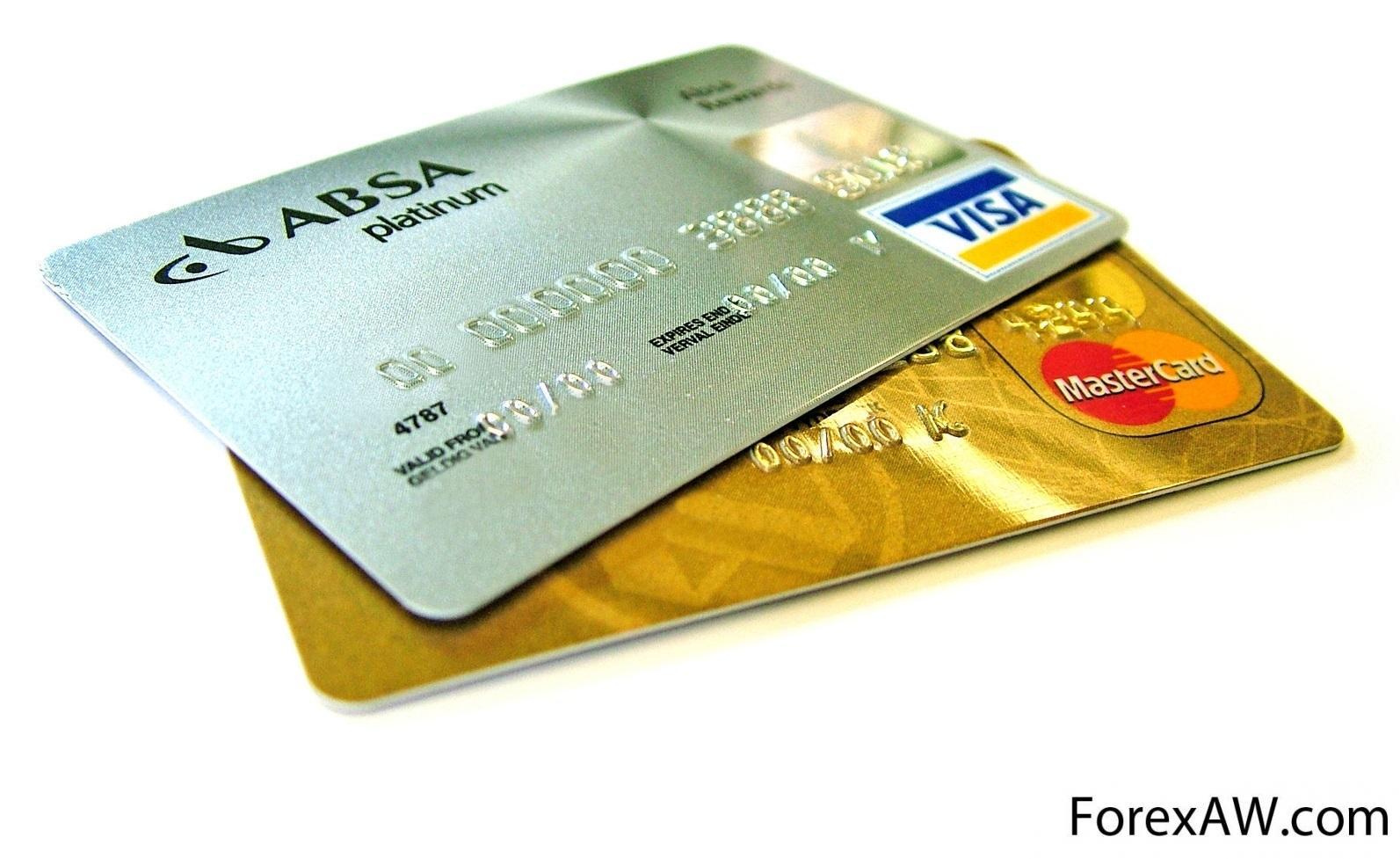 Две кредитки. Кредитная карта. Металлическая банковская карта. Банковская карта для бизнеса.